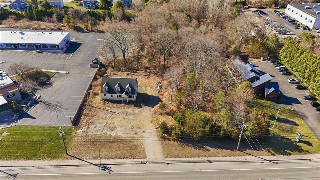 Property Image for 261 Post Road
