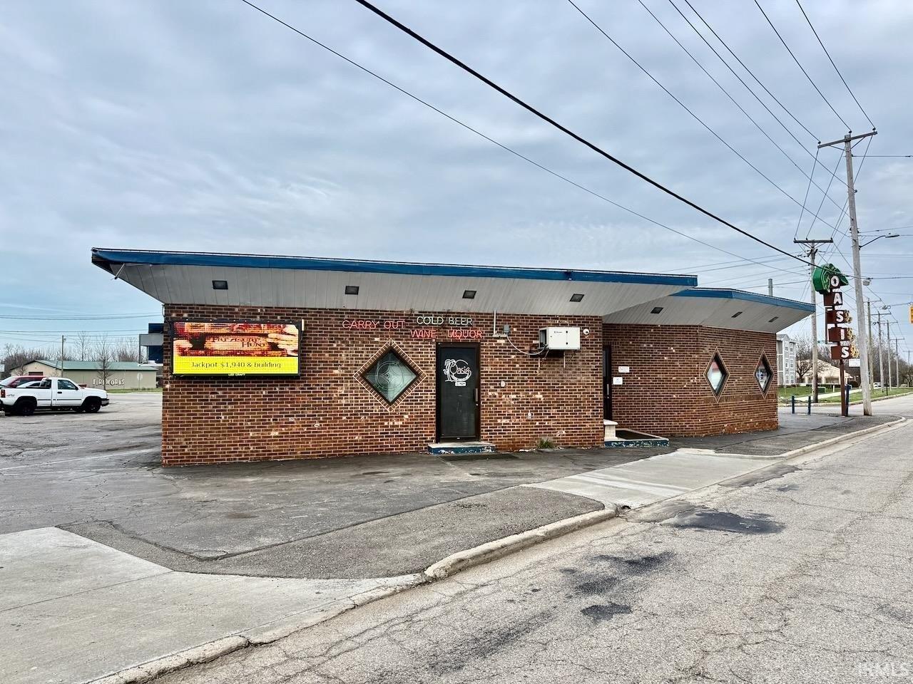 Property Image for 1811 S Burlington Dr, Muncie, IN 47302