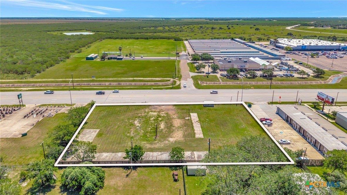 Property Image for 9505 N Navarro St, Victoria, TX 77904