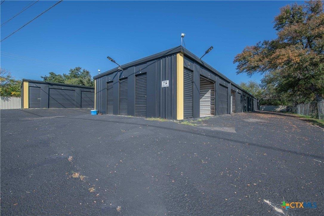 Property Image for 405,407,411,503 S Twin Creek Drive
