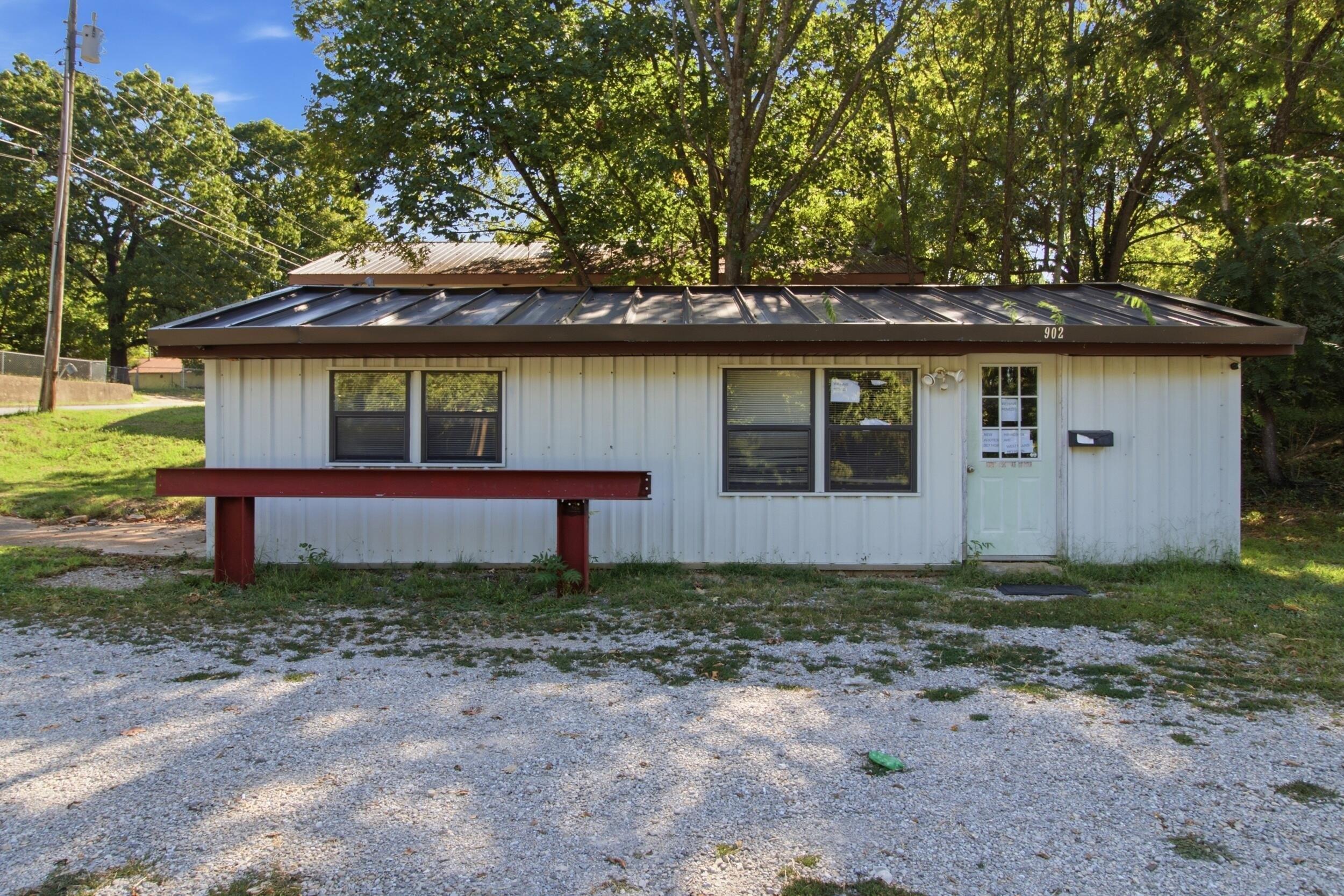 Property Image for 902 S Hill Street