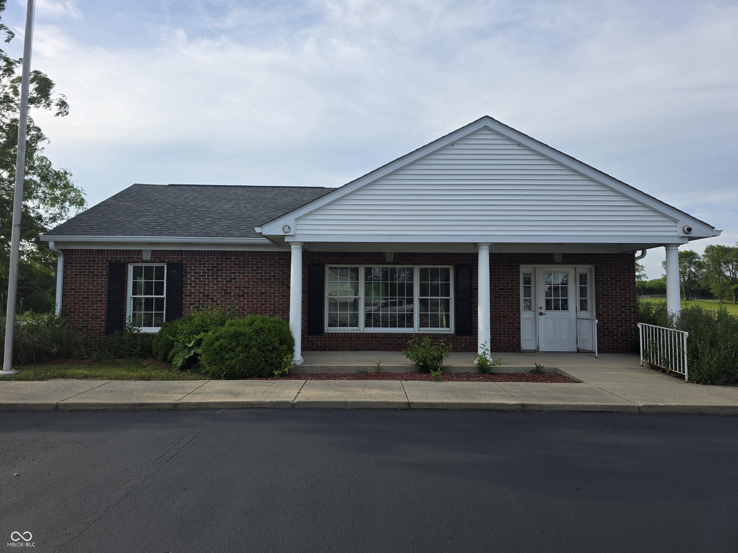 Property Image for 7984 W State Road 32