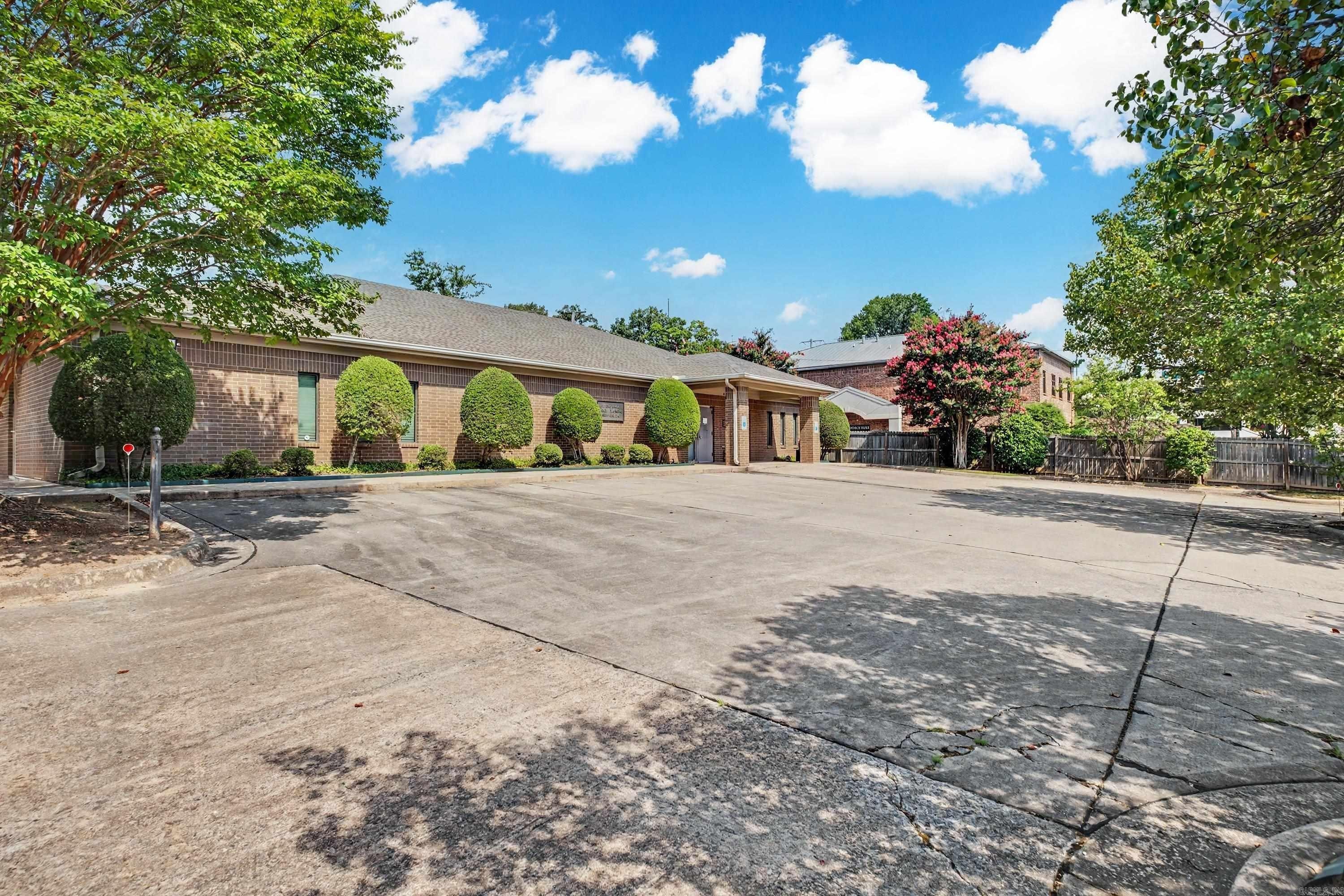 Property Image for 4 Office Park