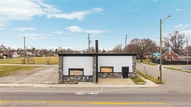 Property Image for 14700 W Chicago Street