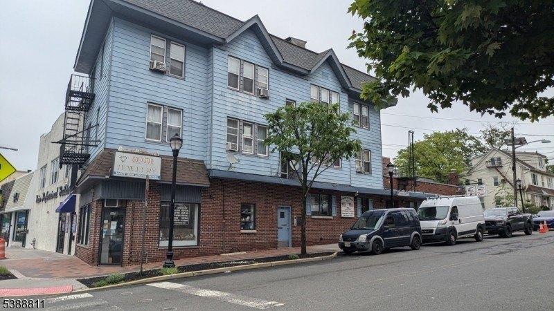 Property Image for 967 Stuyvesant Ave