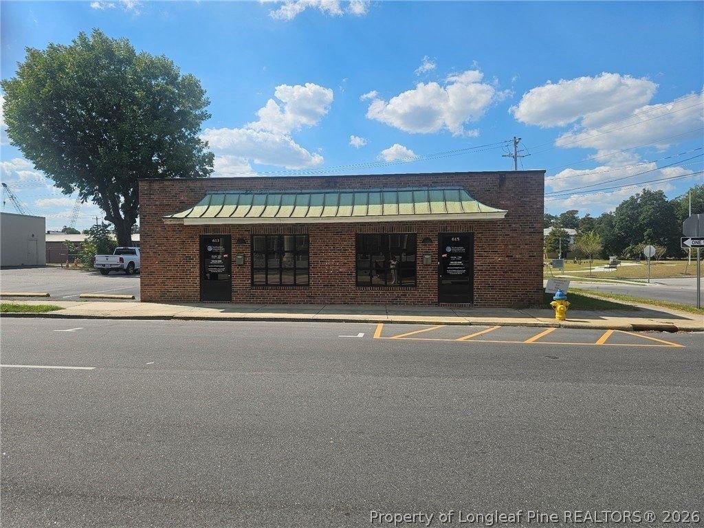 Property Image for 613 N Elm Street N