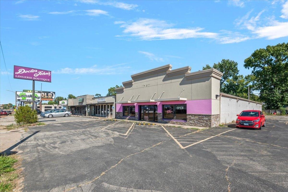 Property Image for 2332 S MacArthur Blvd, Springfield, IL 62704