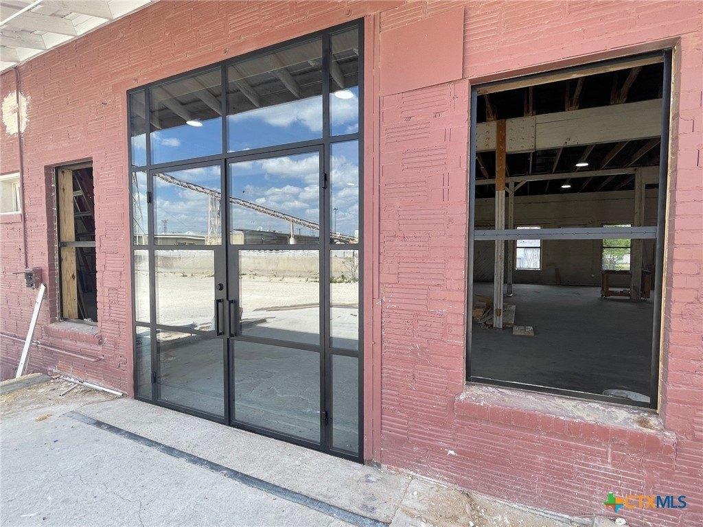 Property Image for 1308 N Bowie Street