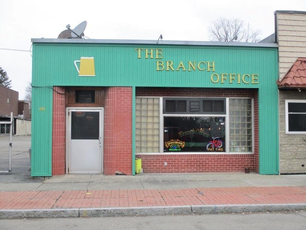 Property Image for 406 W Washington Avenue