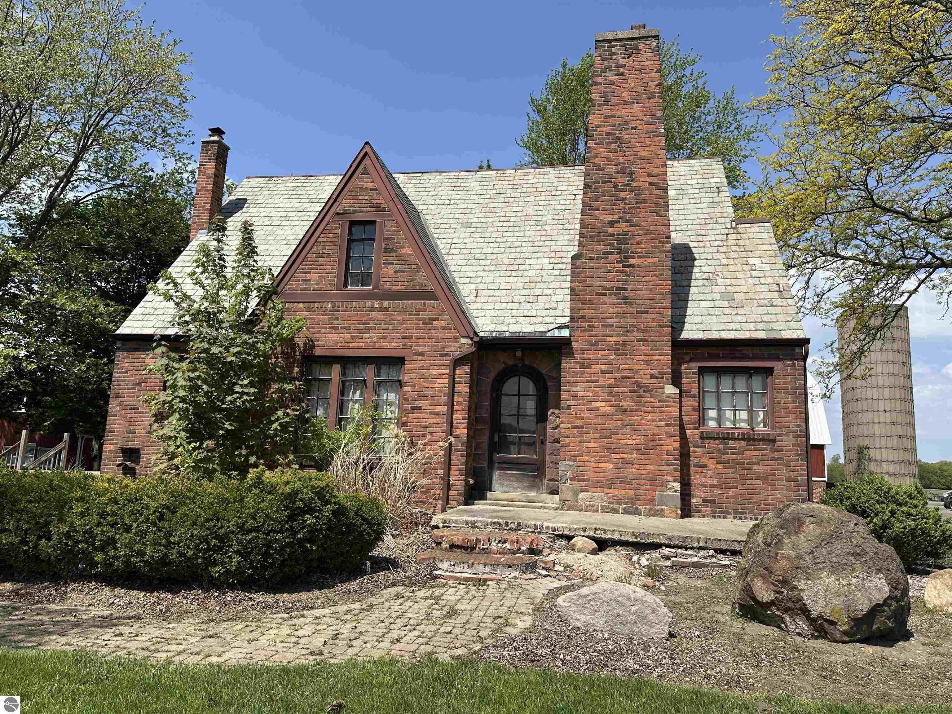 Property Image for 2381 Ridge Road