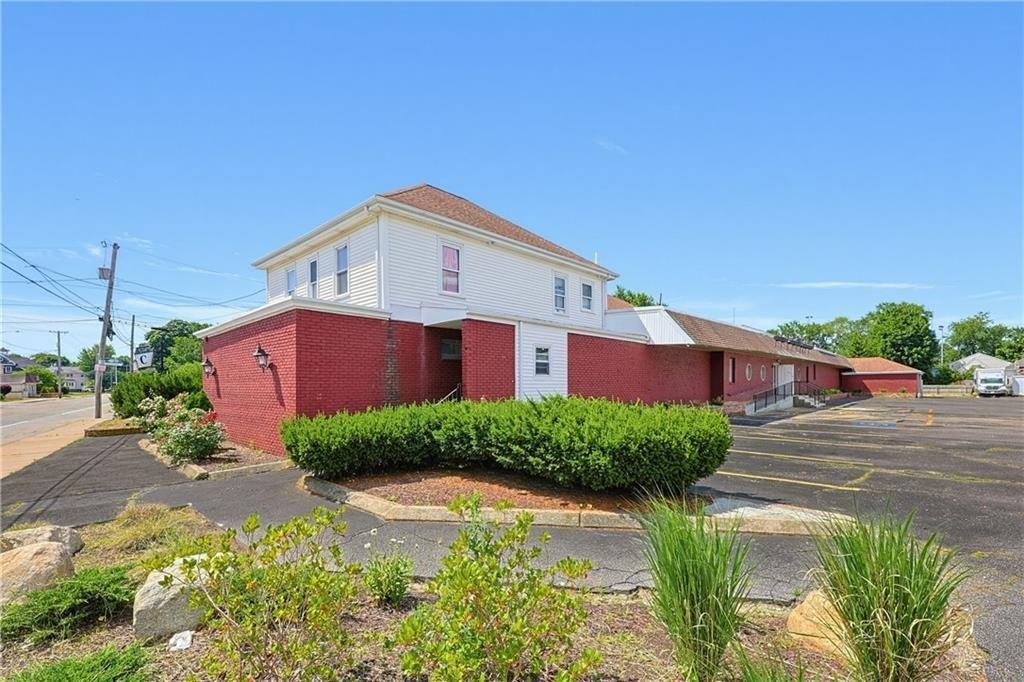 Property Image for 955 West Shore Road
