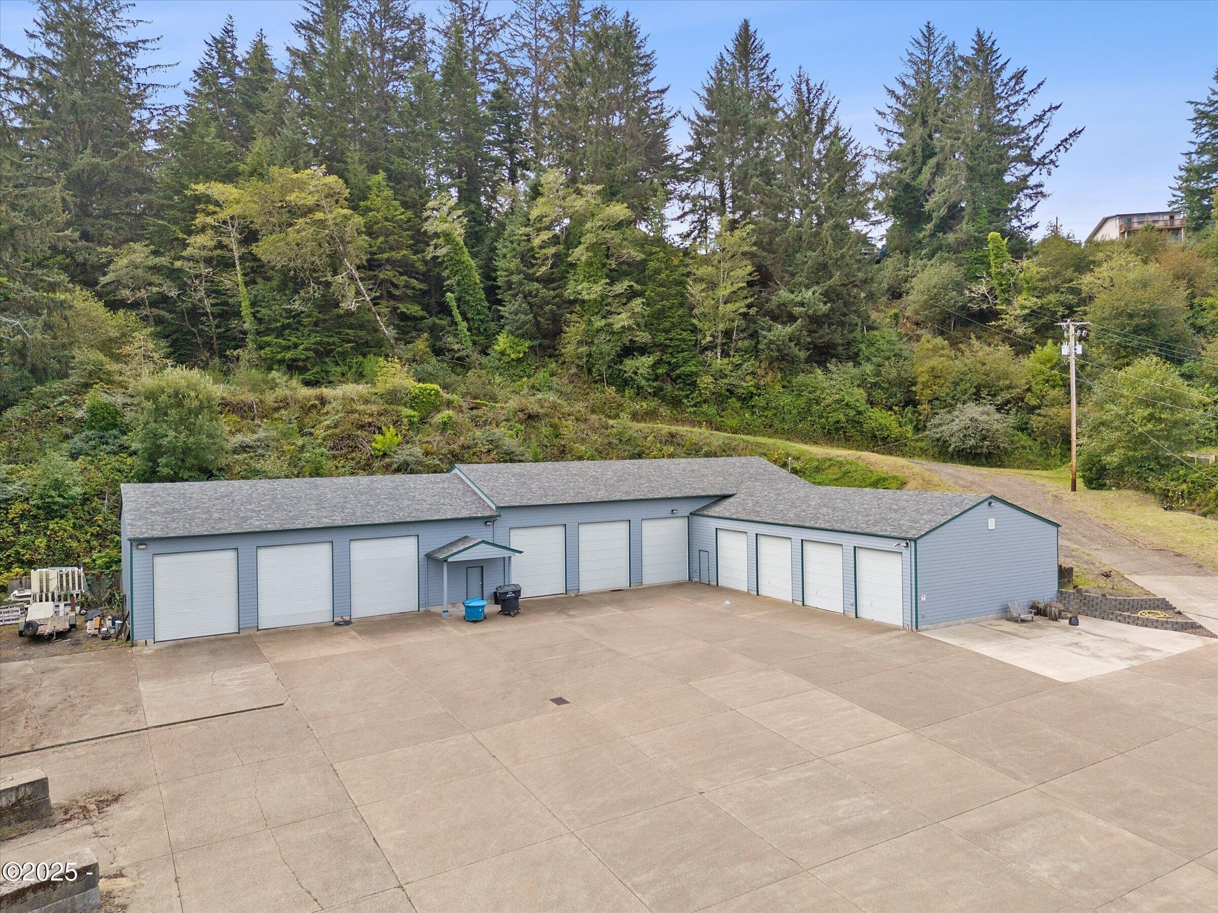 Property Image for 855 & 955 NE Alsea Highway