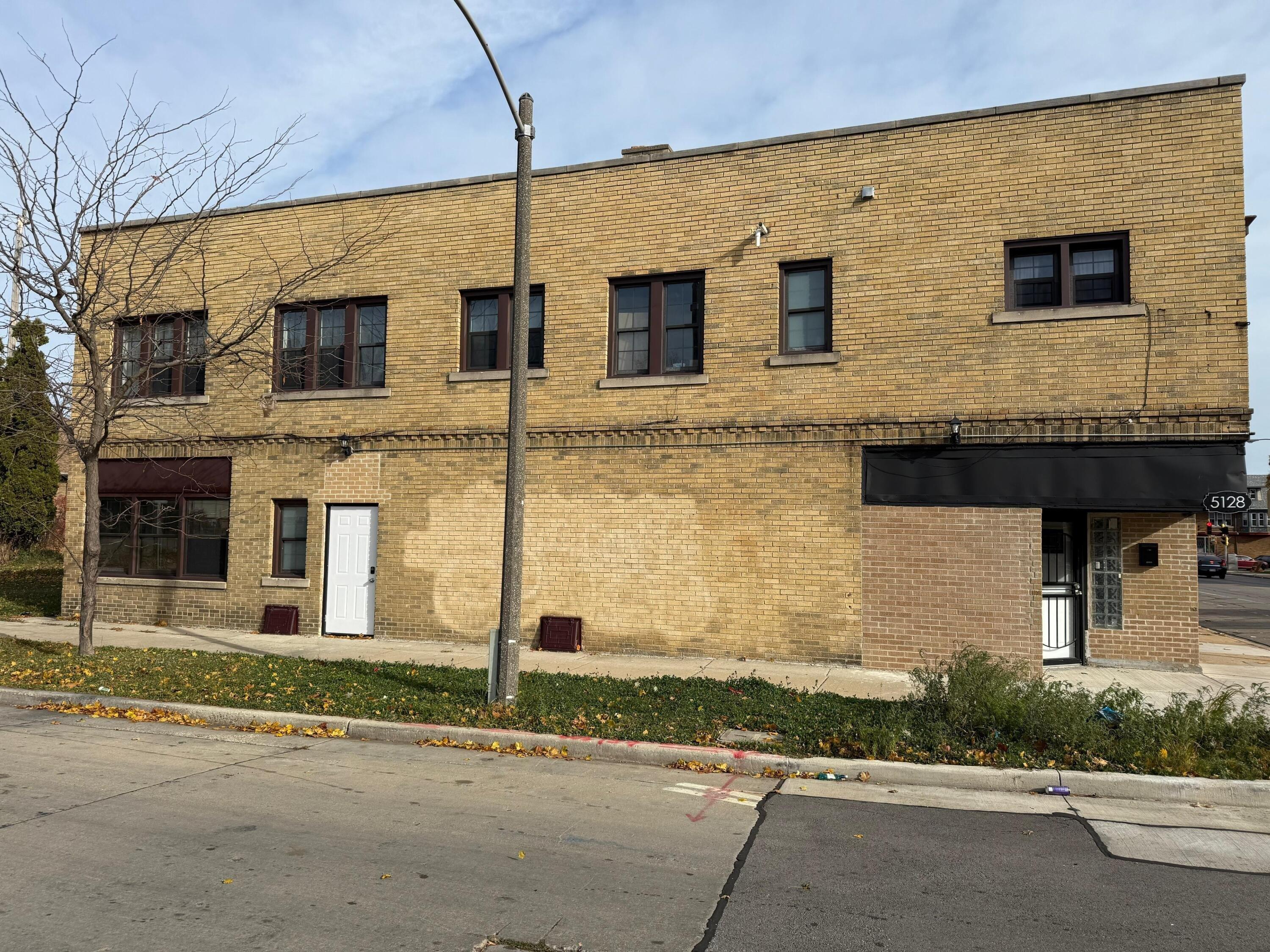 Property Image for 5128 W Center St 5130