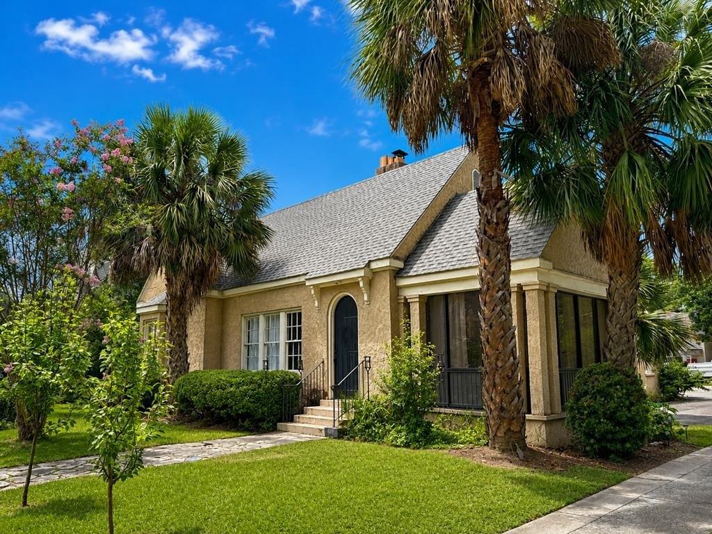 Property Image for 110 W Adair St, Valdosta, GA 31601