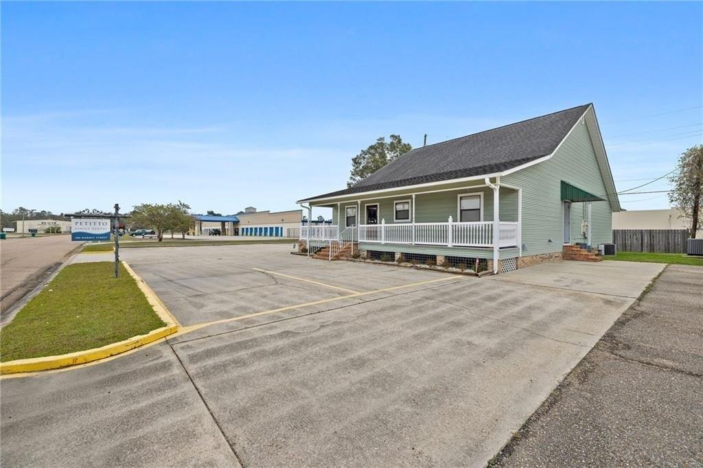 Property Image for 206 MARKET Street