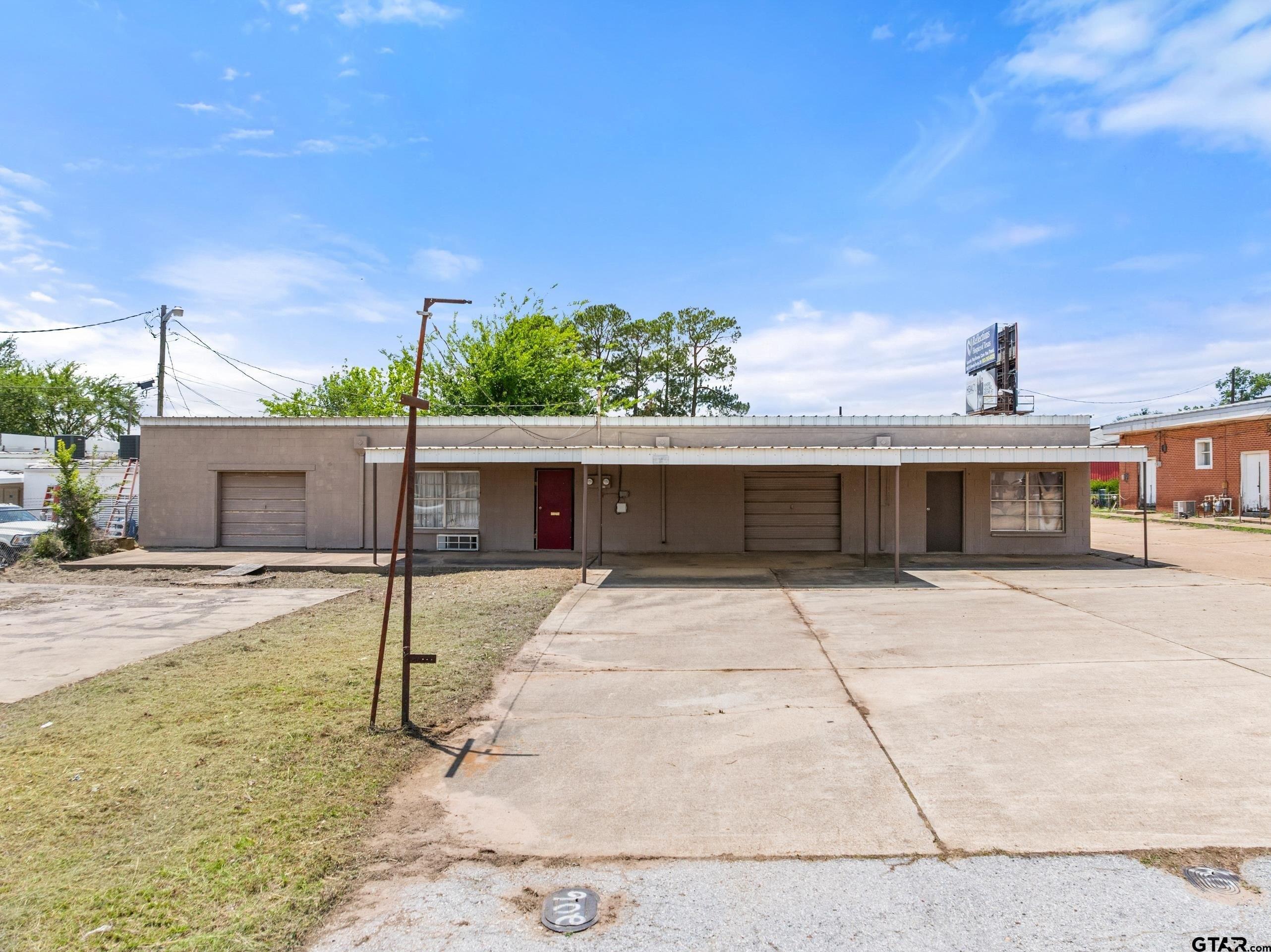 Property Image for 204 S Hart