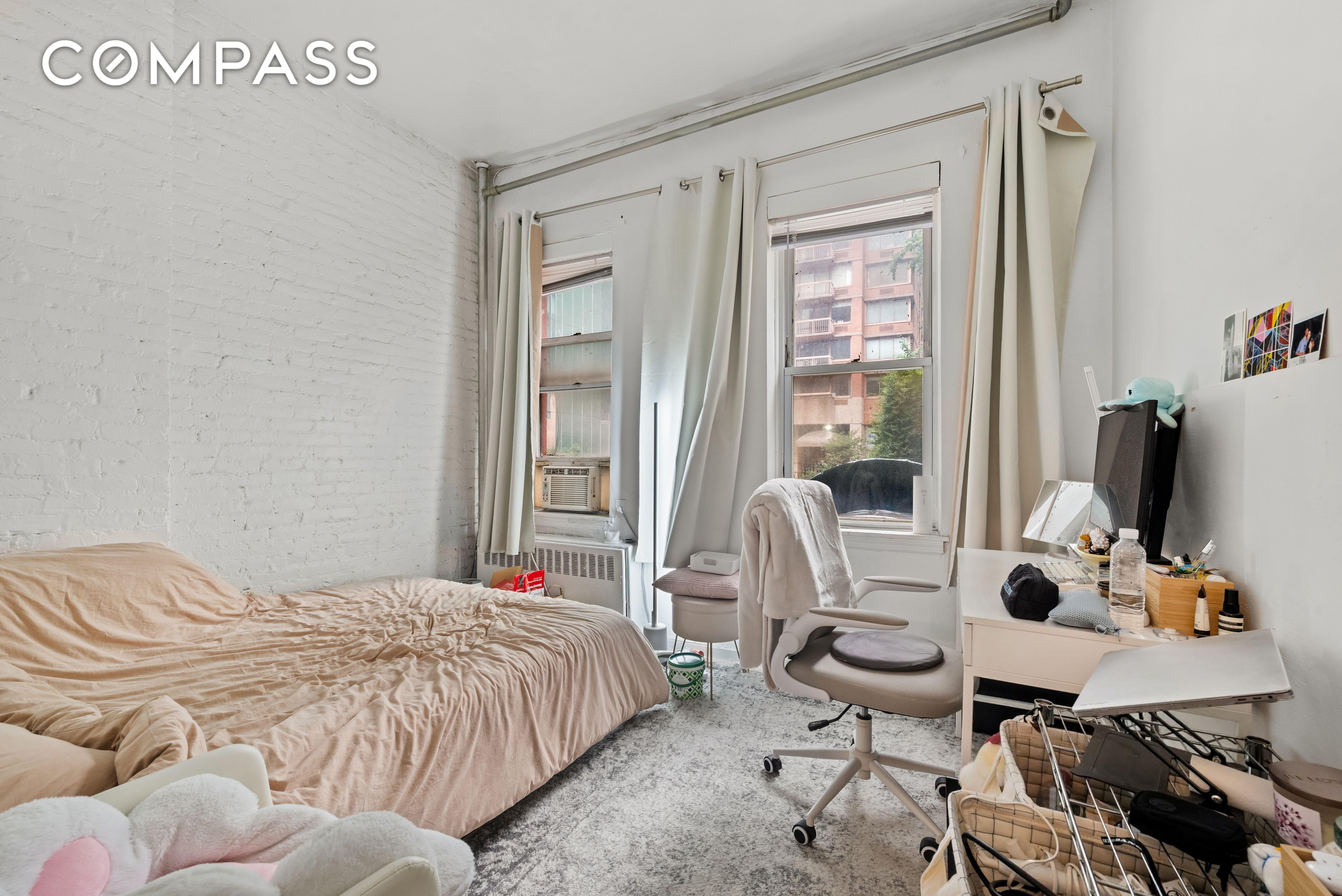 Property Image for 242 E 40th Street