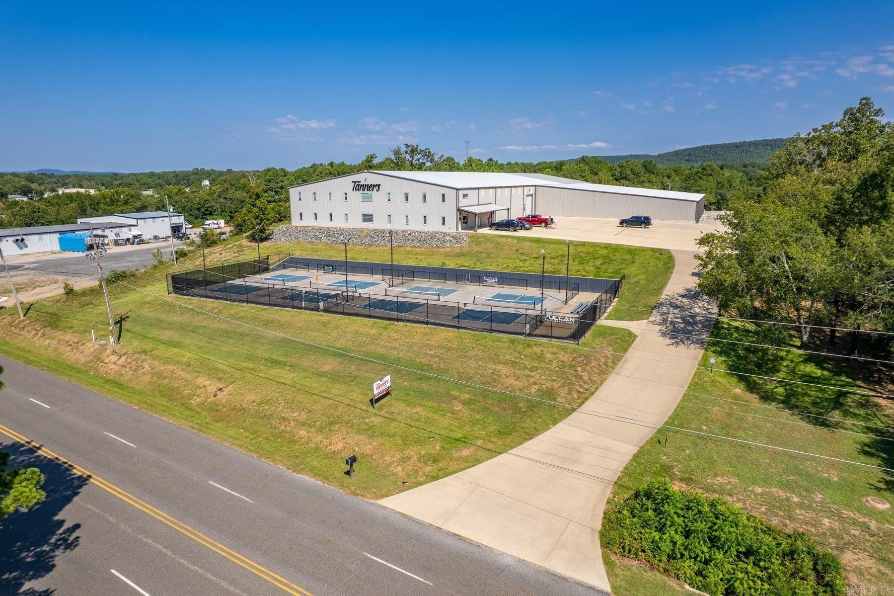Property Image for 736 Mid America Boulevard