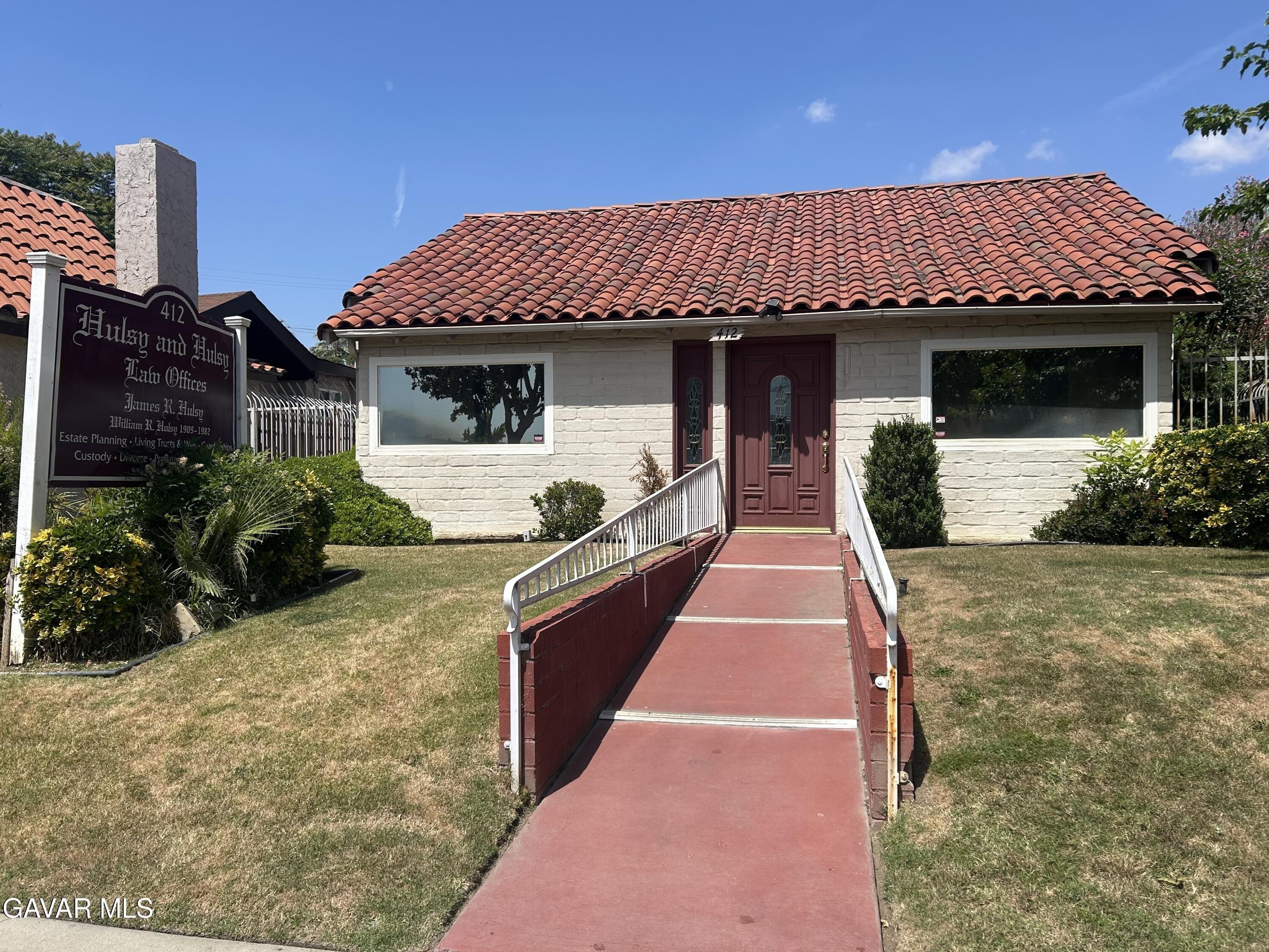 Property Image for 412 Truxtun Avenue