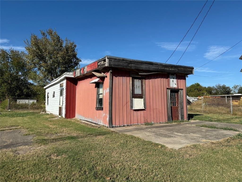 Property Image for 1001 E Main Street