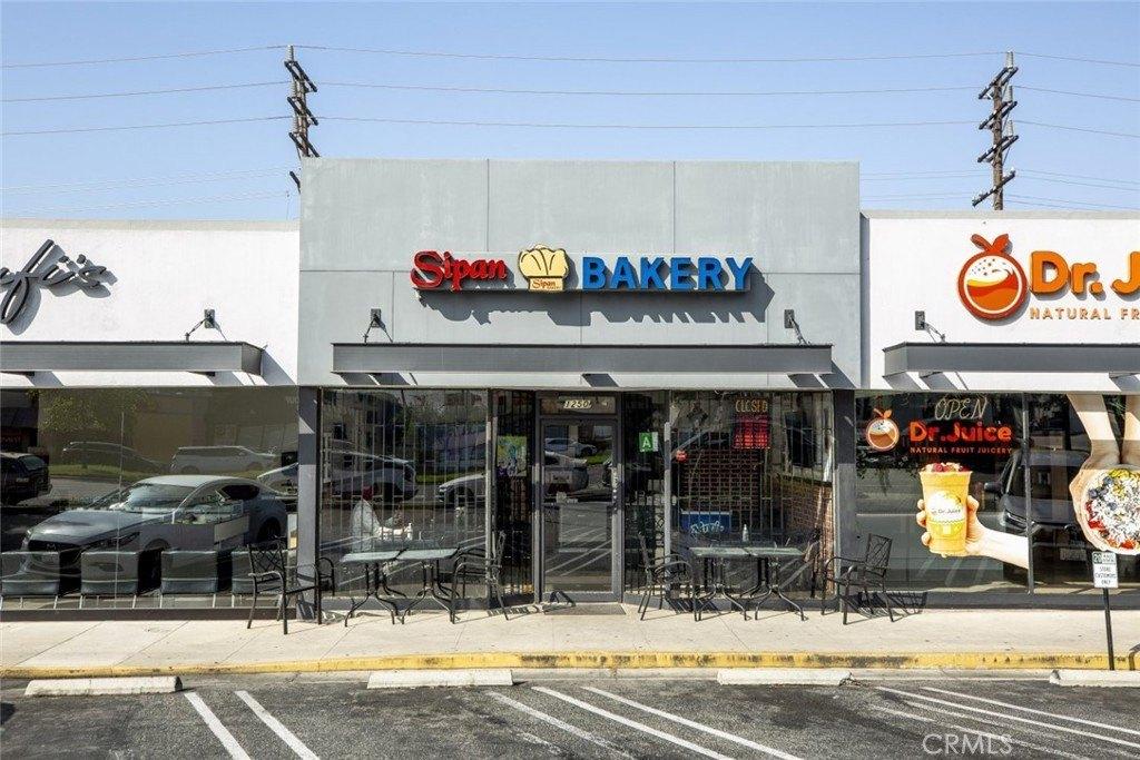 Property Image for 1250 W Glenoaks Boulevard