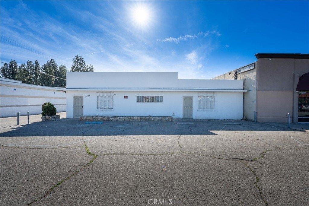 Property Image for 1731 E Highland Avenue