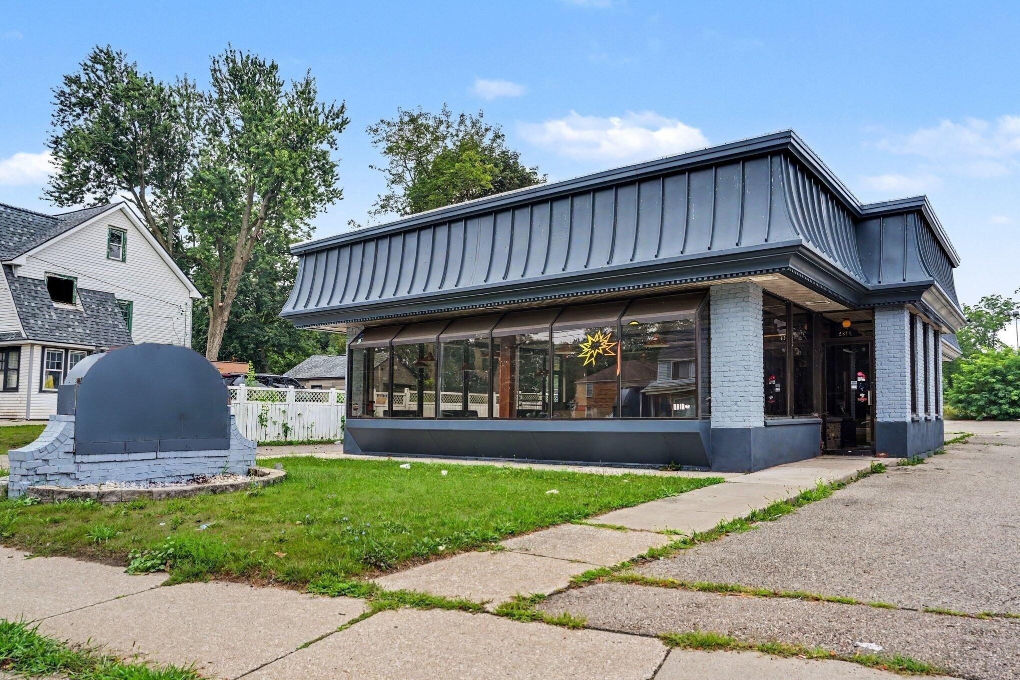 Property Image for 2814 Portage Street 1